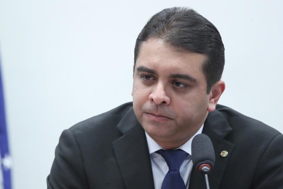 Fernando Rodolfo acredita que eleição será polarizada entre esquerda e direita em Caruaru 