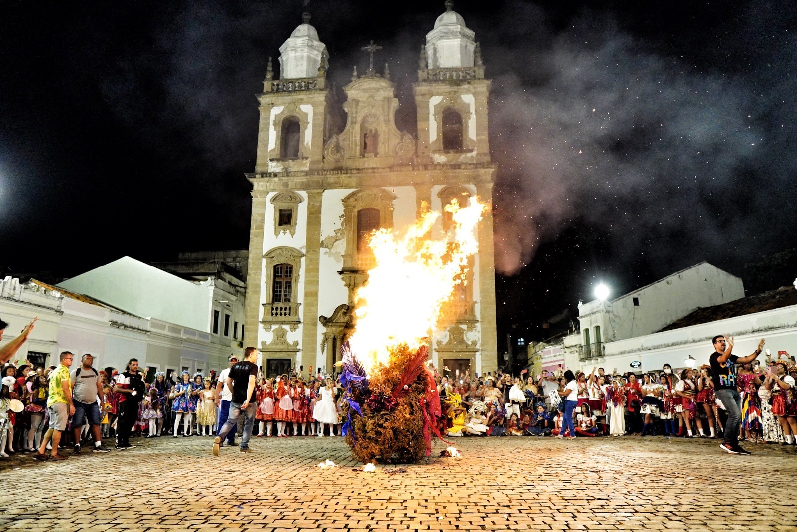 Recife celebra Dia de Reis com a tradicional Queima da Lapinha