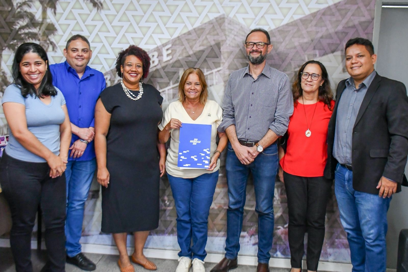 Camaragibe e Sebrae firmam parceria para capacitar empreendedores