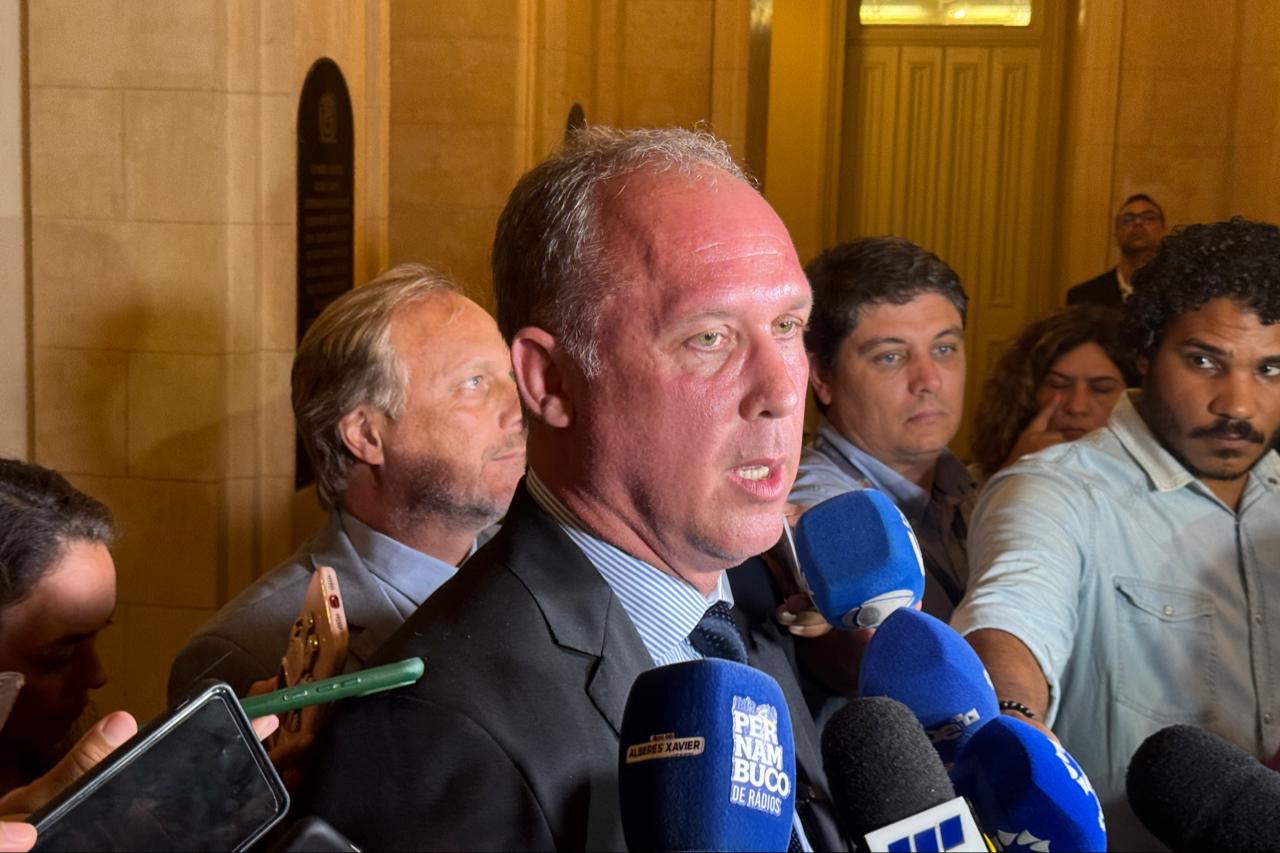 Secretário de Defesa Social nega interferência política em mudanças na PM e Civil