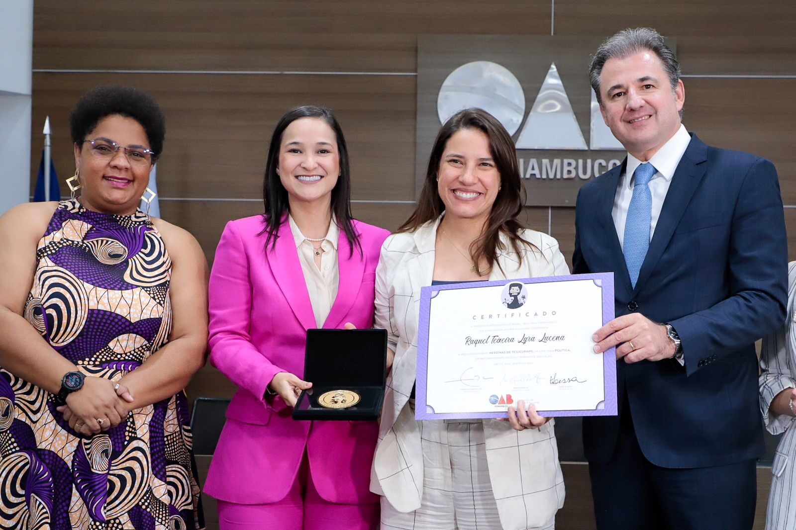 OAB-PE homenageia mulheres com serviços prestados à sociedade