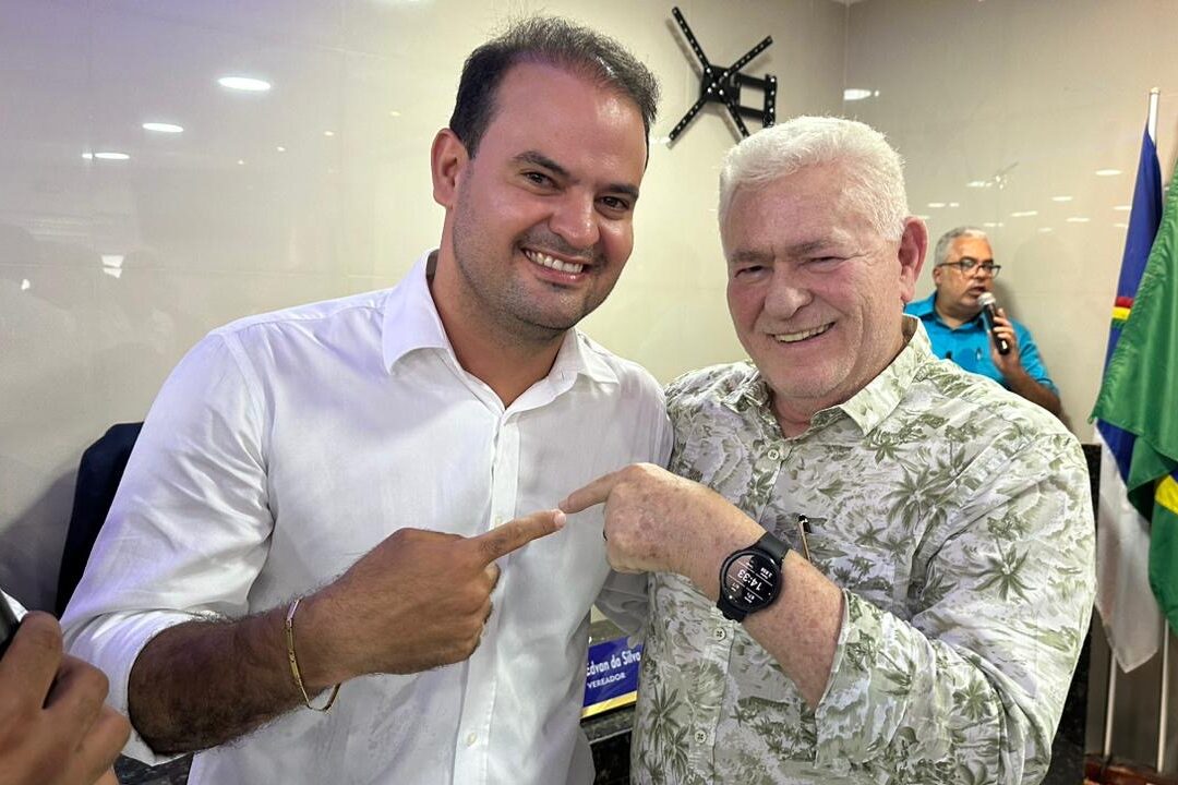 Prefeito de Cupira anuncia seu vice como pré-candidato à sucessão 