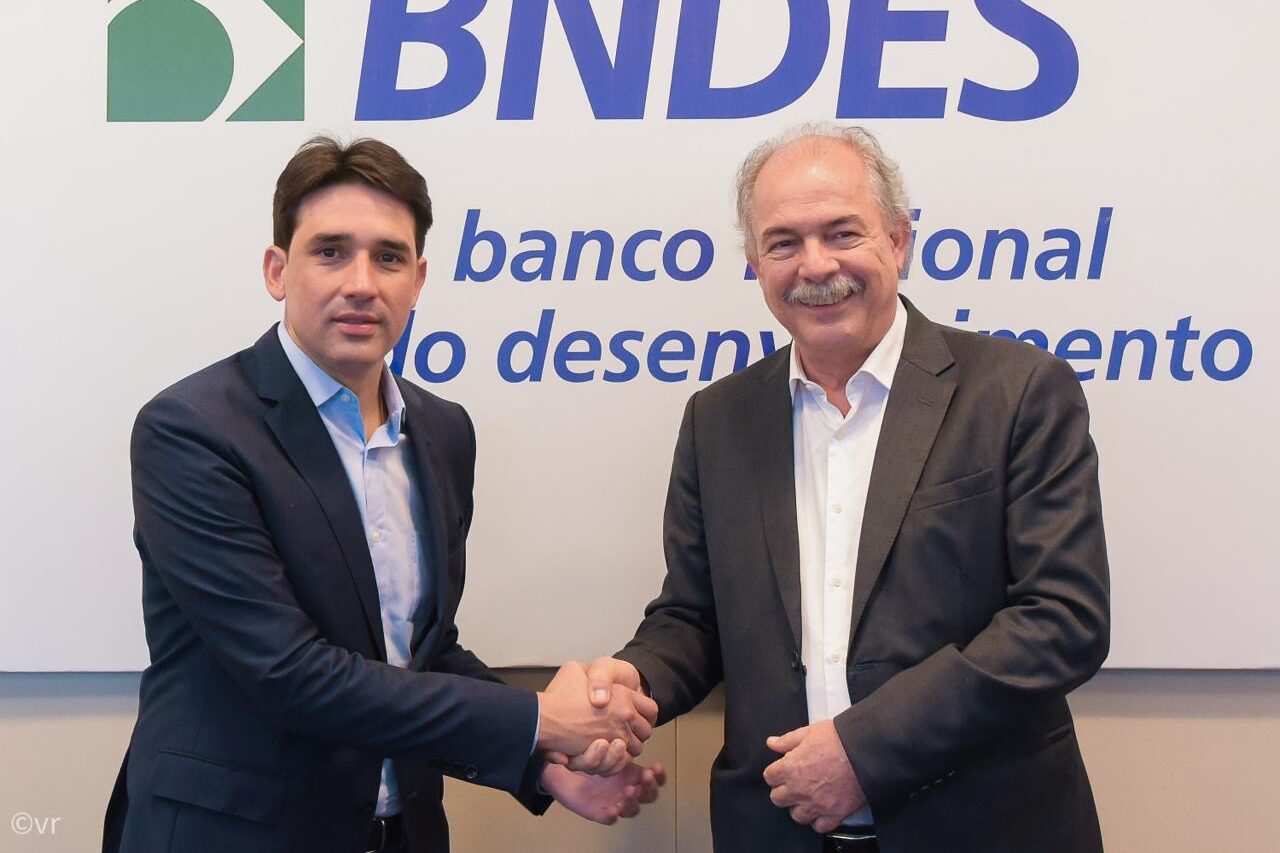 MPOR e BNDES discutem propostas para ajudar setor aéreo