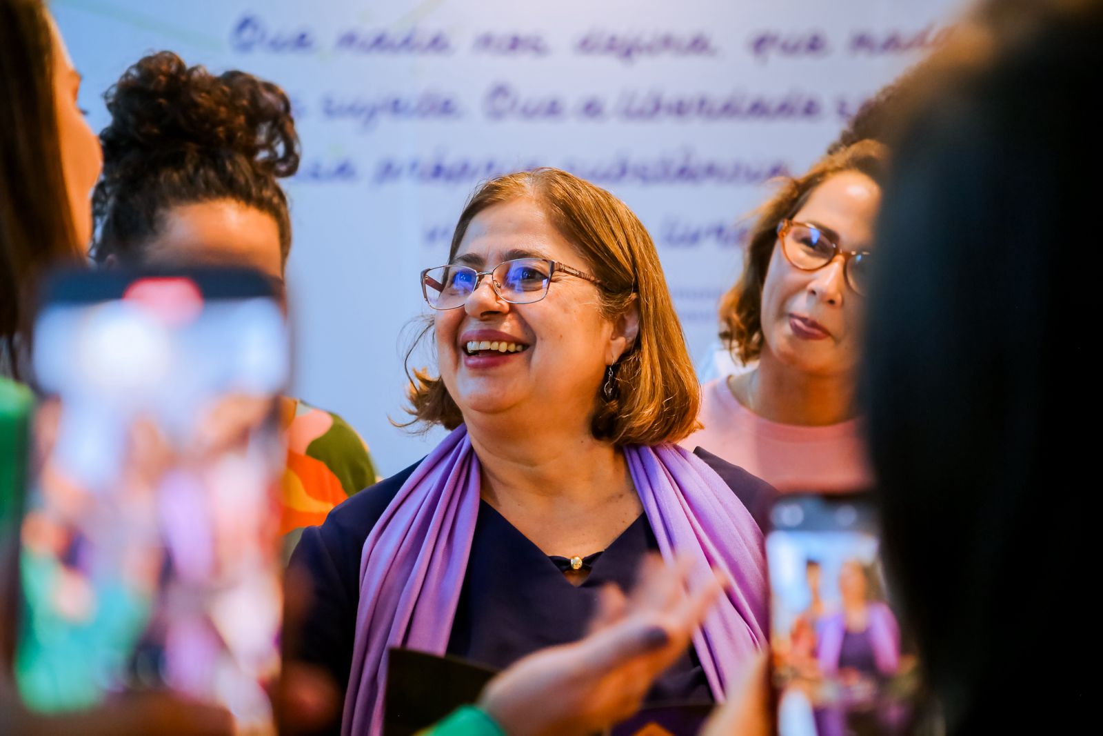 Ministra das Mulheres visita assentamento do MST em Caruaru