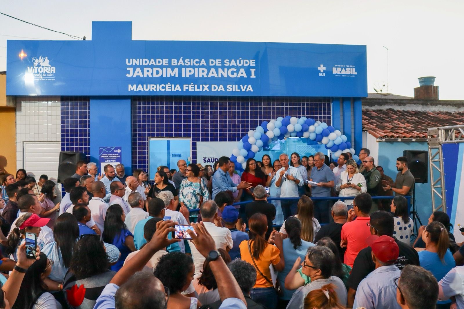 Em Vitória, Paulo Roberto reinaugura mais uma UBS com atendimento ampliado 