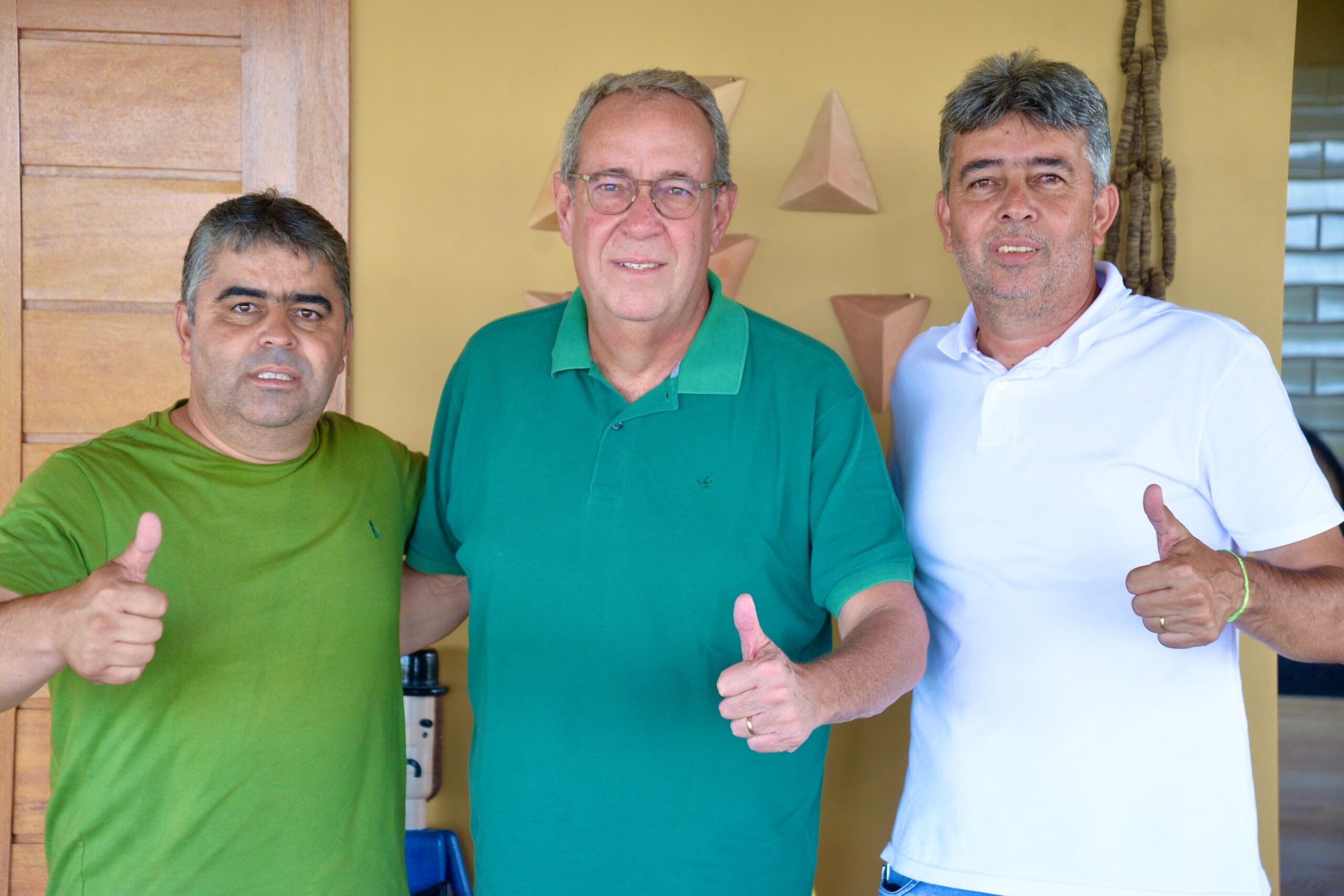 Álvaro  firma apoio à pré-candidatura de Saulo Maruim em Brejão