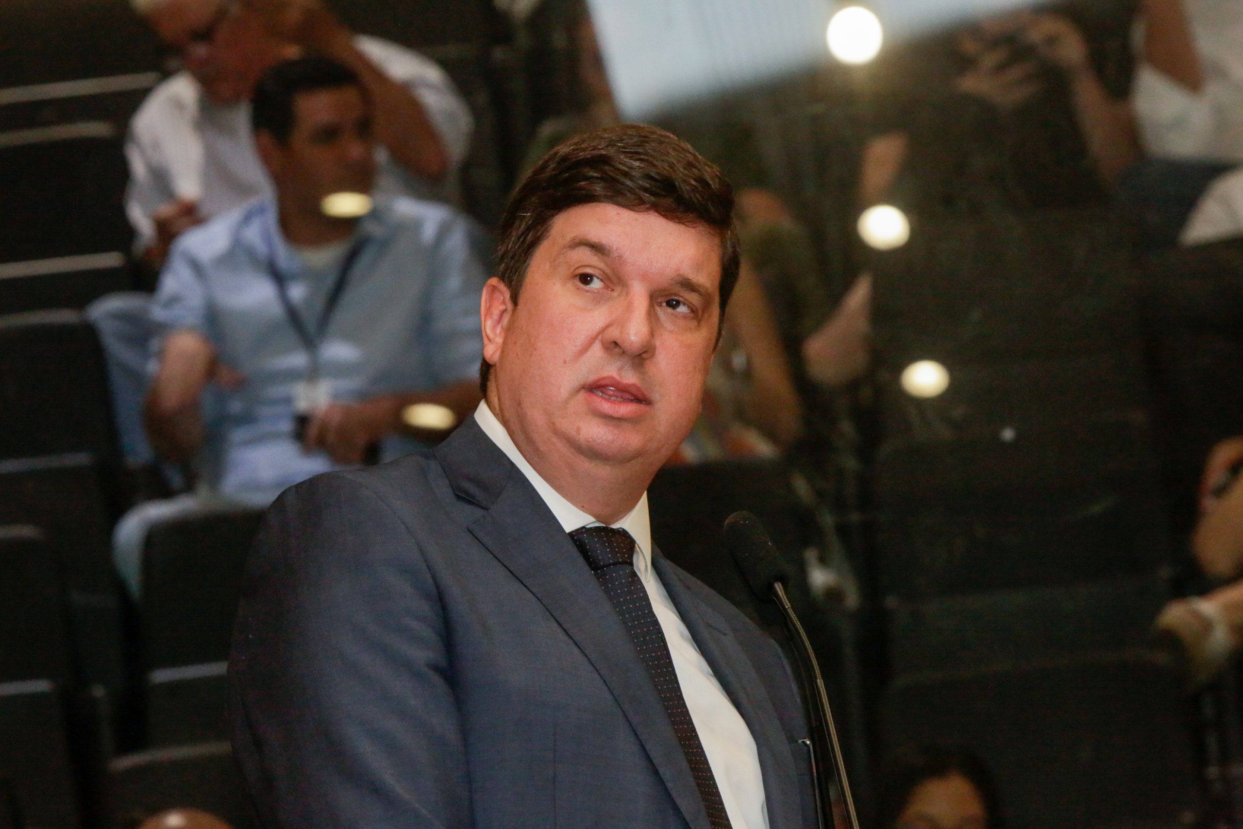 “Continuaremos a cooperação entre o Executivo e o Legislativo a favor do nosso povo”, aponta Joãozinho