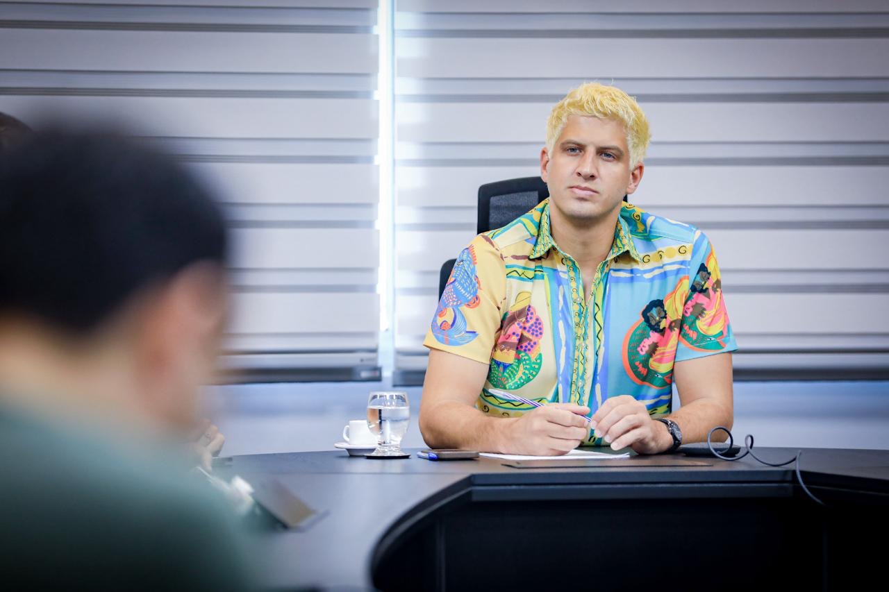 João Campos lidera reunião para avaliar primeiro dia de Carnaval
