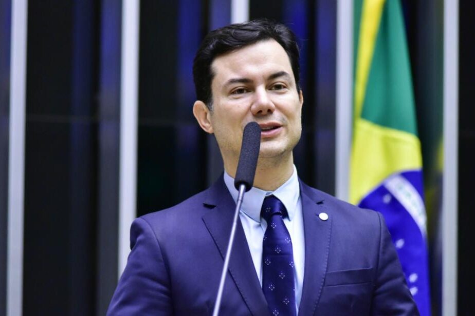 Clodoaldo reúne vereadores de Caruaru em almoço no Recife