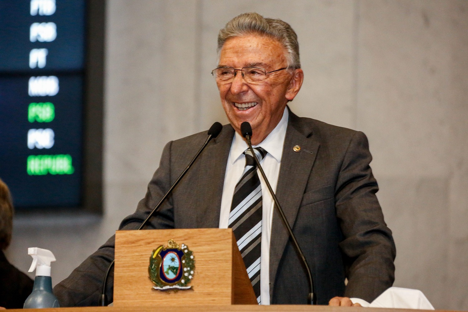 PSB anuncia apoio a Queiroz em Caruaru e antecipa embate de 2026