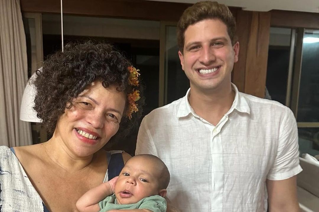 João Campos busca aproximação com líder da oposição a Raquel Lyra