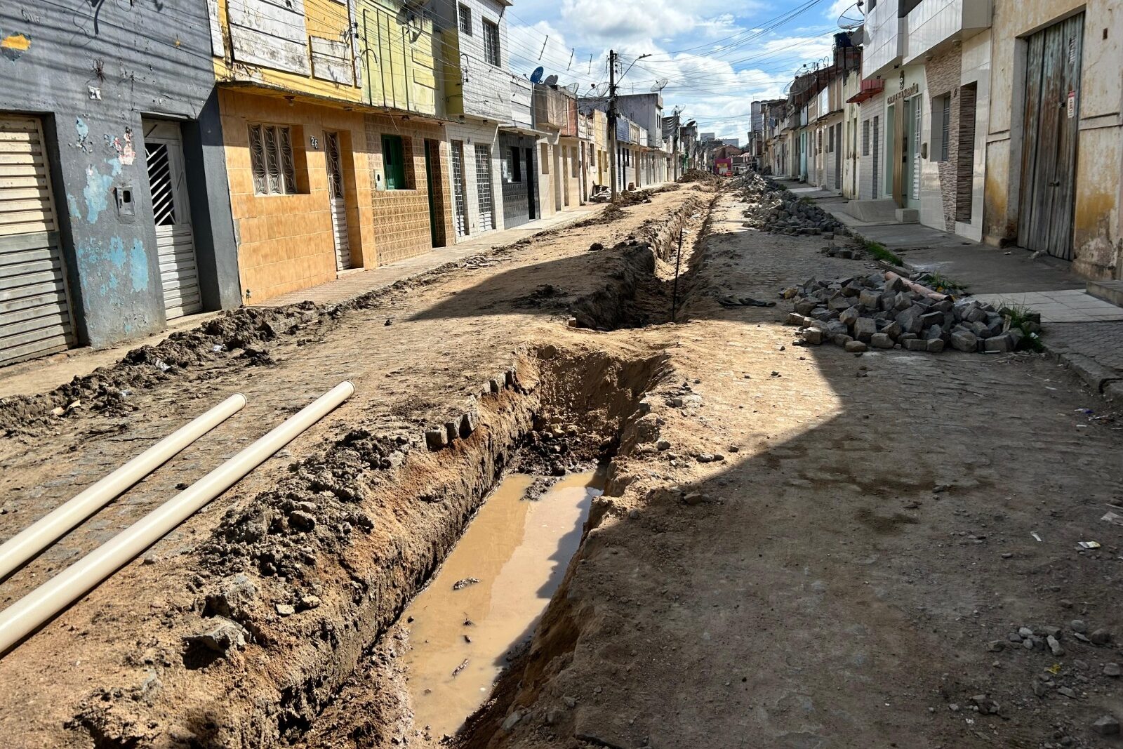 Em parceria com a Compesa, Belo Jardim requalifica diversas ruas do município