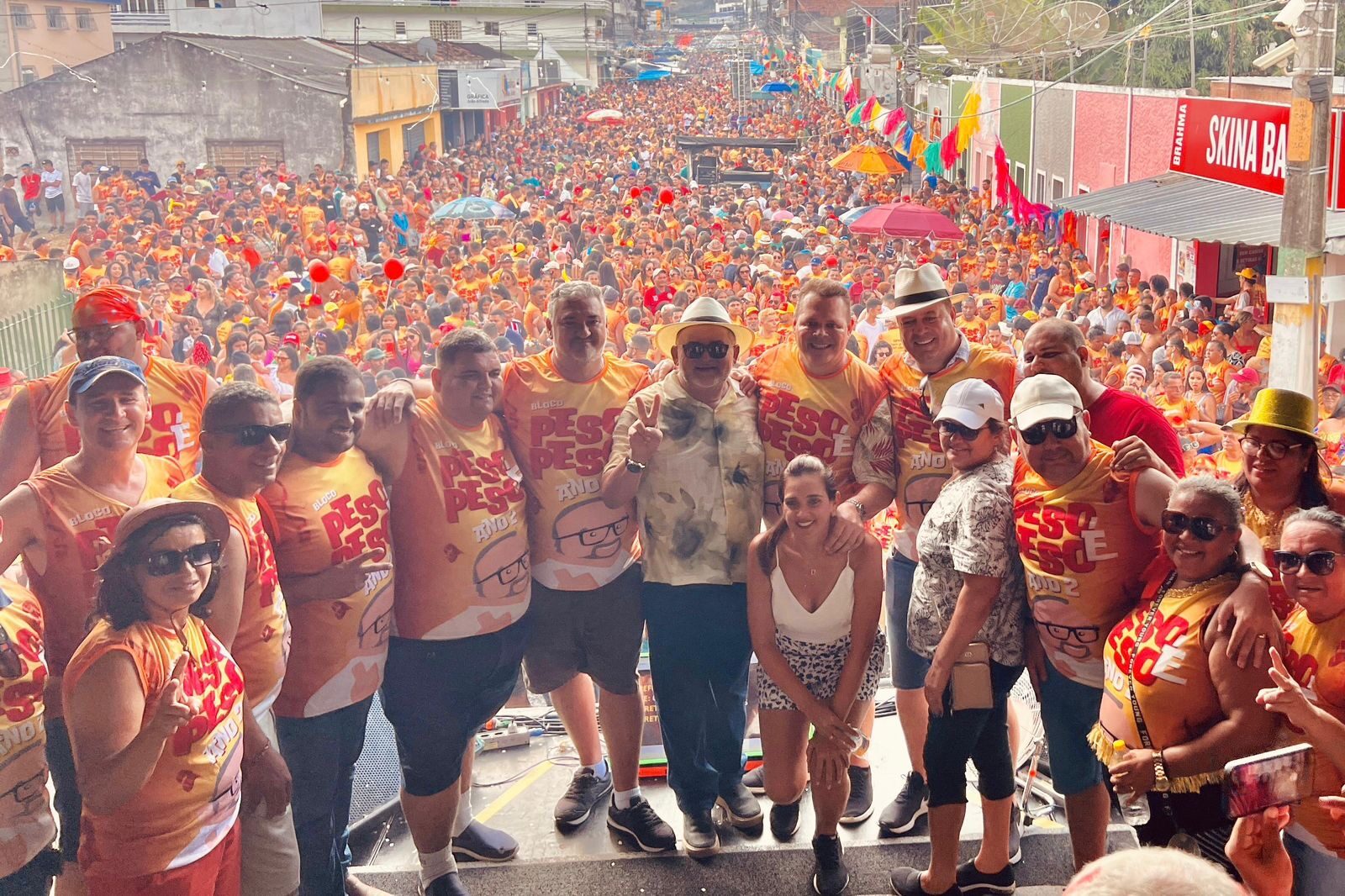 France Hacker Zé Martins formalizam parceria em João Alfredo