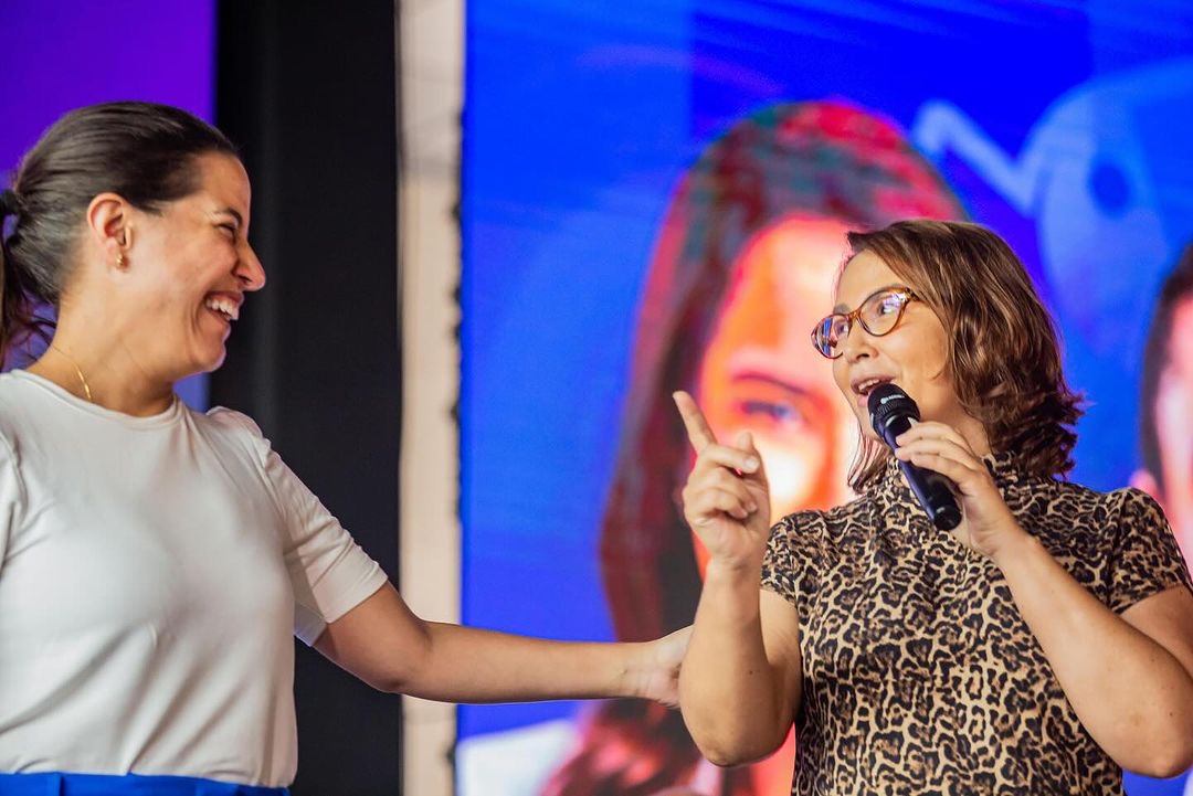 Débora tem final de semana com agenda movimentada em Caruaru 