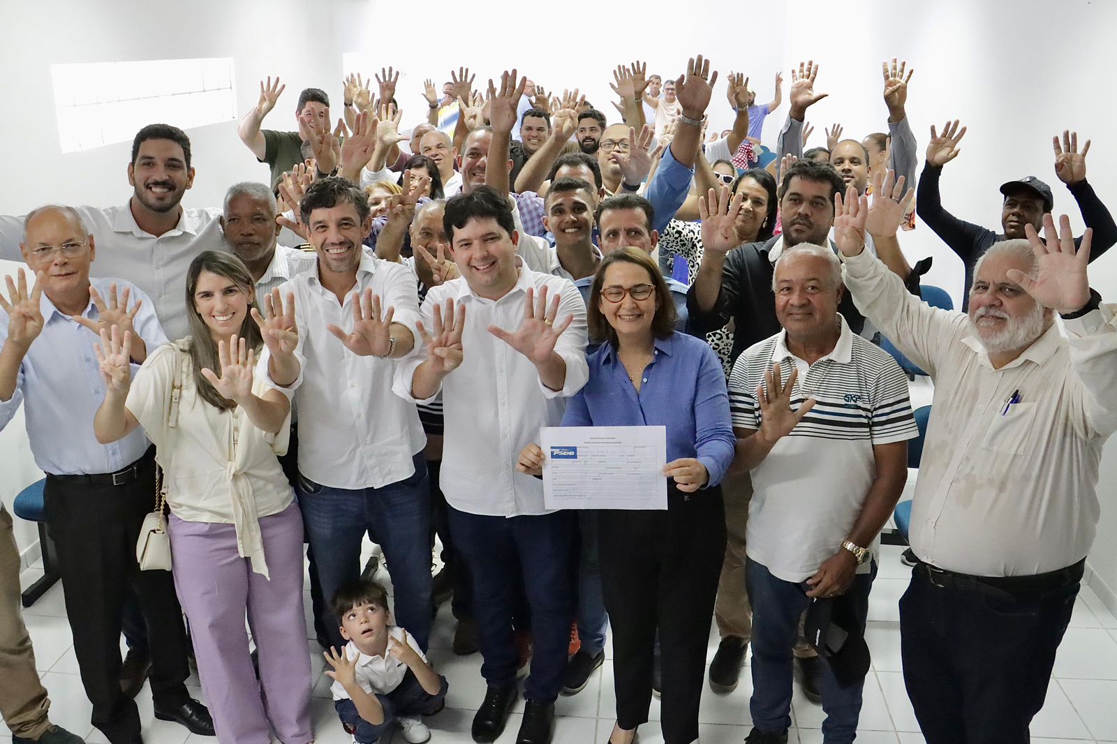 Dr. Marquinhos se filia ao PSDB e reforça o time tucano na RMR