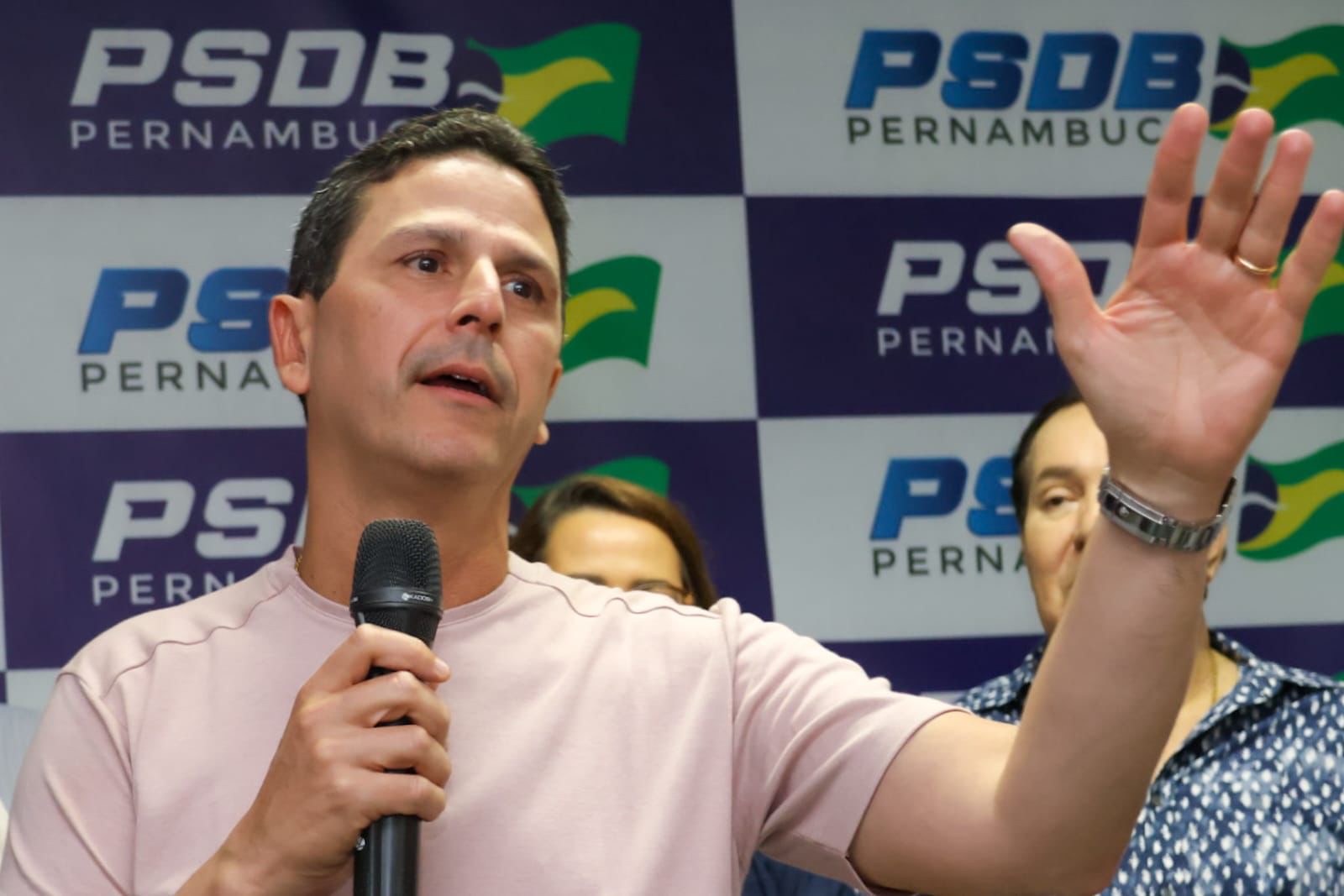 Bruno Araujo: “quem apostar contra Raquel e contra Pernambuco, vai perder”