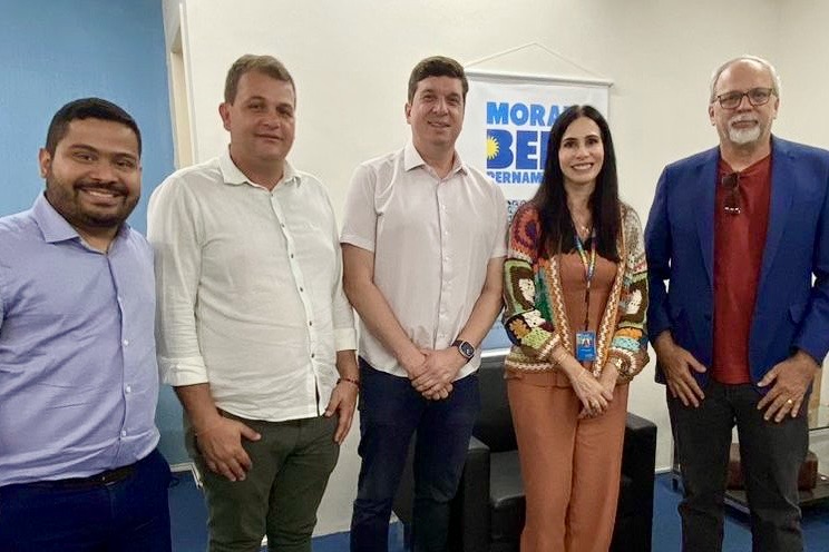 Em reunião na Seduh, Joãozinho trata de demandas para Bonito e Jaboatão