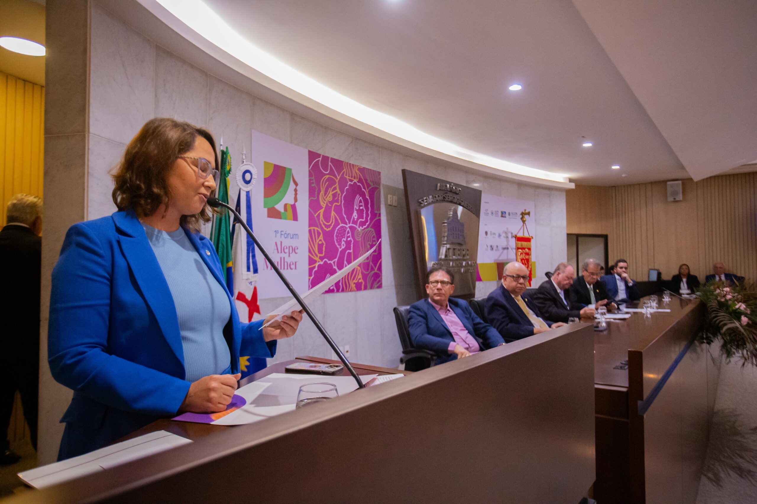 Por sugestão de Débora, Paixão de Cristo recebe homenagem na Alepe