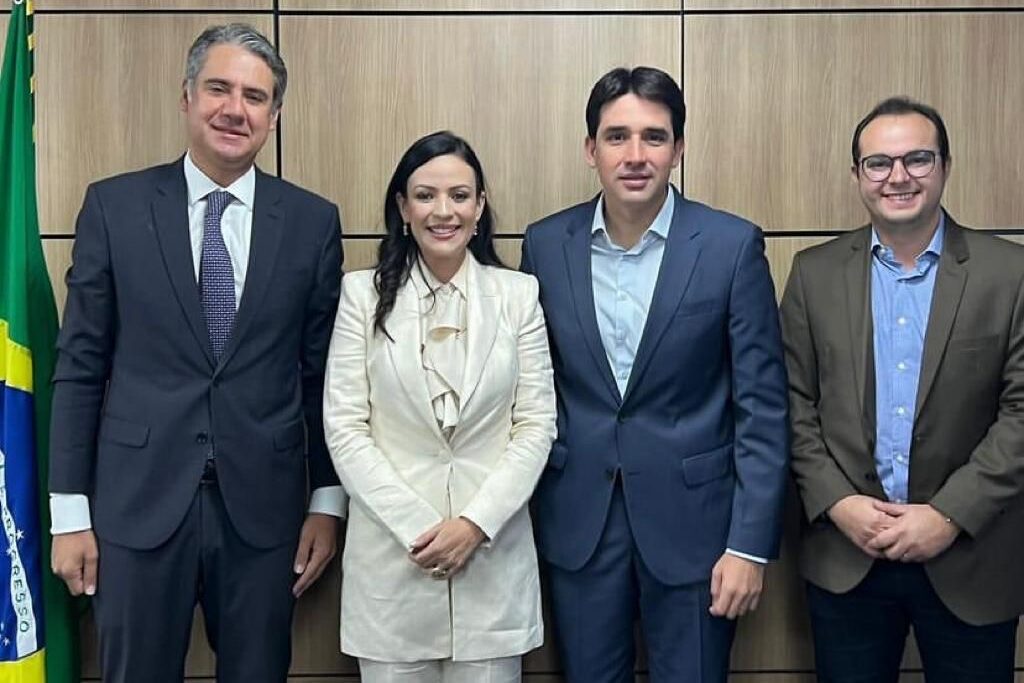 Ministro garante apoio do Republicanos à reeleição de Márcia Conrado 