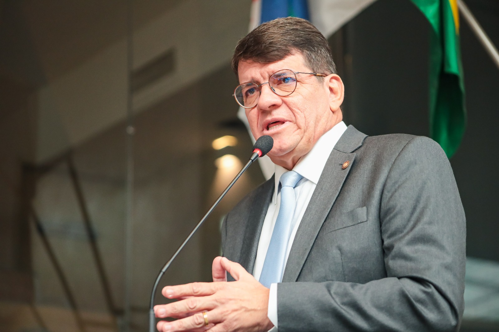 Alcides critica projeto que concede Título de Cidadã do Recife a Gleisi Hoffmann