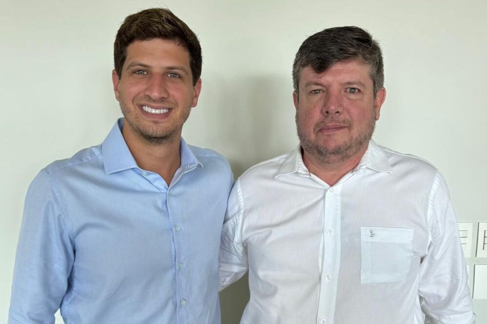 Tadeu Calheiros entra no MDB e reforça a base de João Campos