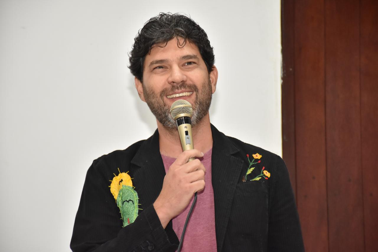 Estado publica exoneração de Leo Salazar e outros membros da Cultura