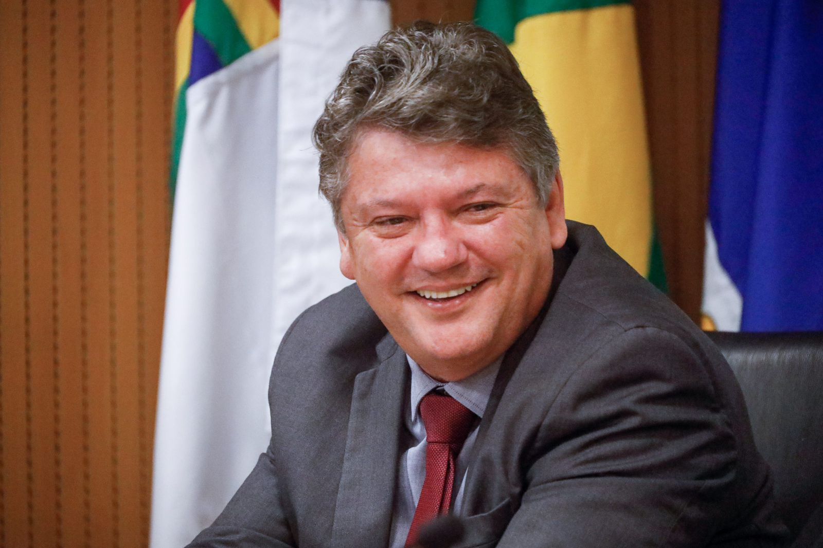 Sileno acusa Raquel de ‘fake news’ na inauguração de centro infantil em Caruaru