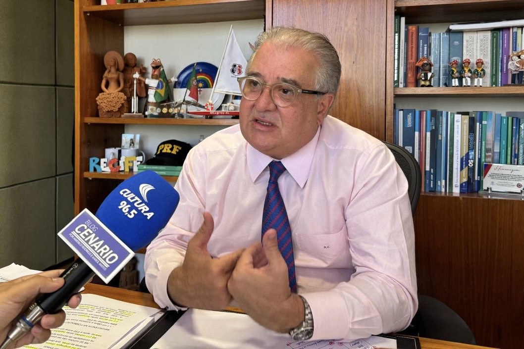 Coutinho diz que Escola de Sargentos será tão importante quanto a Fábrica da Jeep para a economia do estado