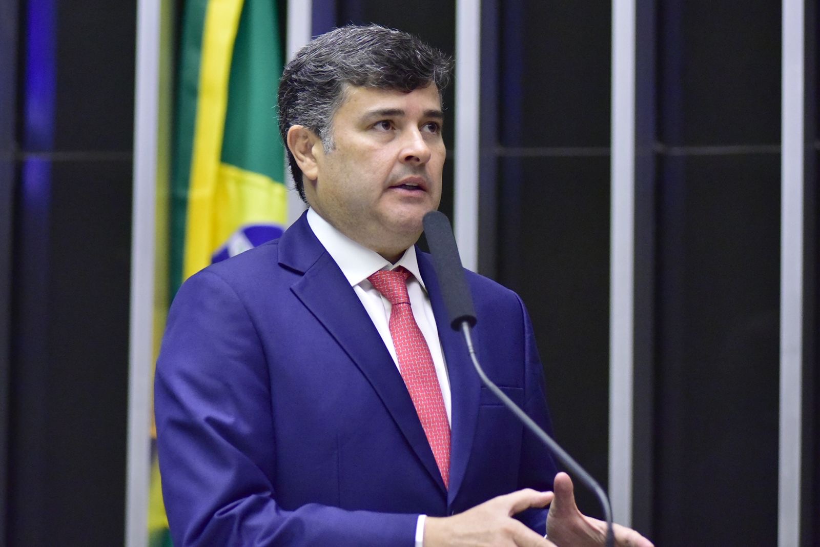 Eduardo da Fonte quer solucionar impasse para manter cirurgias do Hospital do Câncer