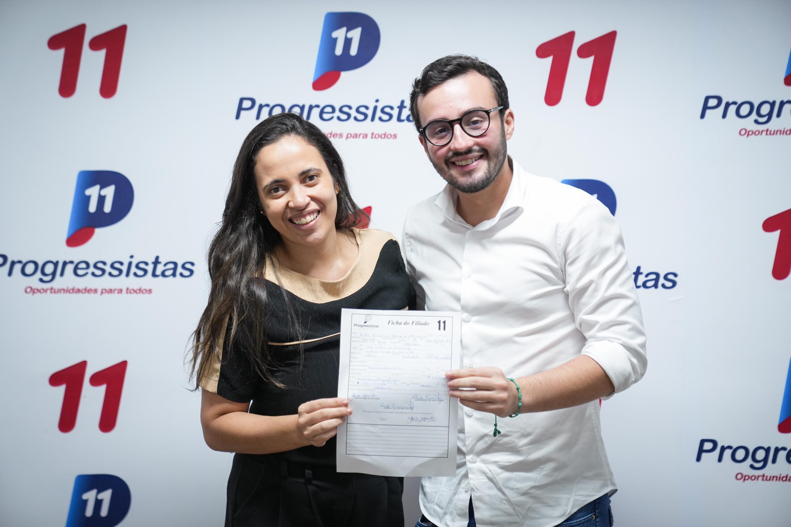 Aline garante o PP para disputar reeleição em Caruaru