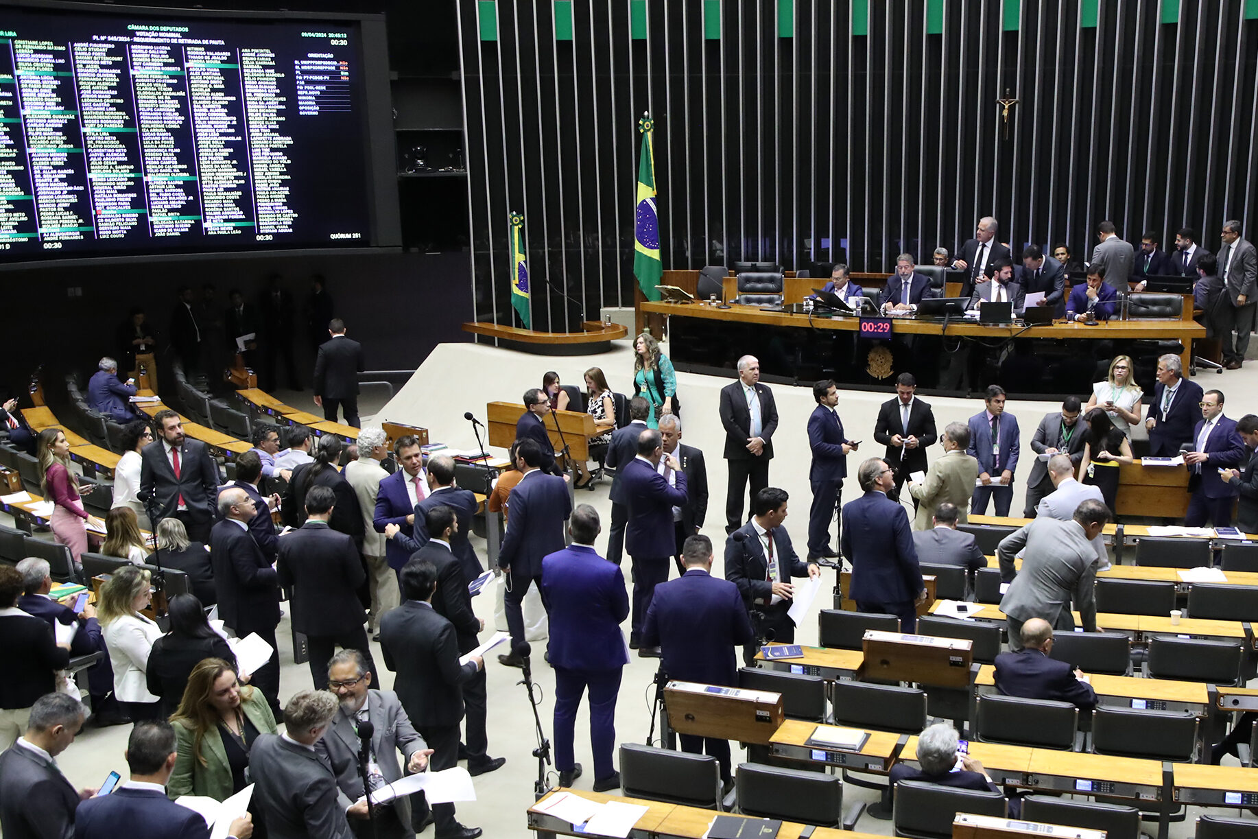 Maioria dos deputados de Pernambuco vota a favor do “retorno” do seguro DPVAT