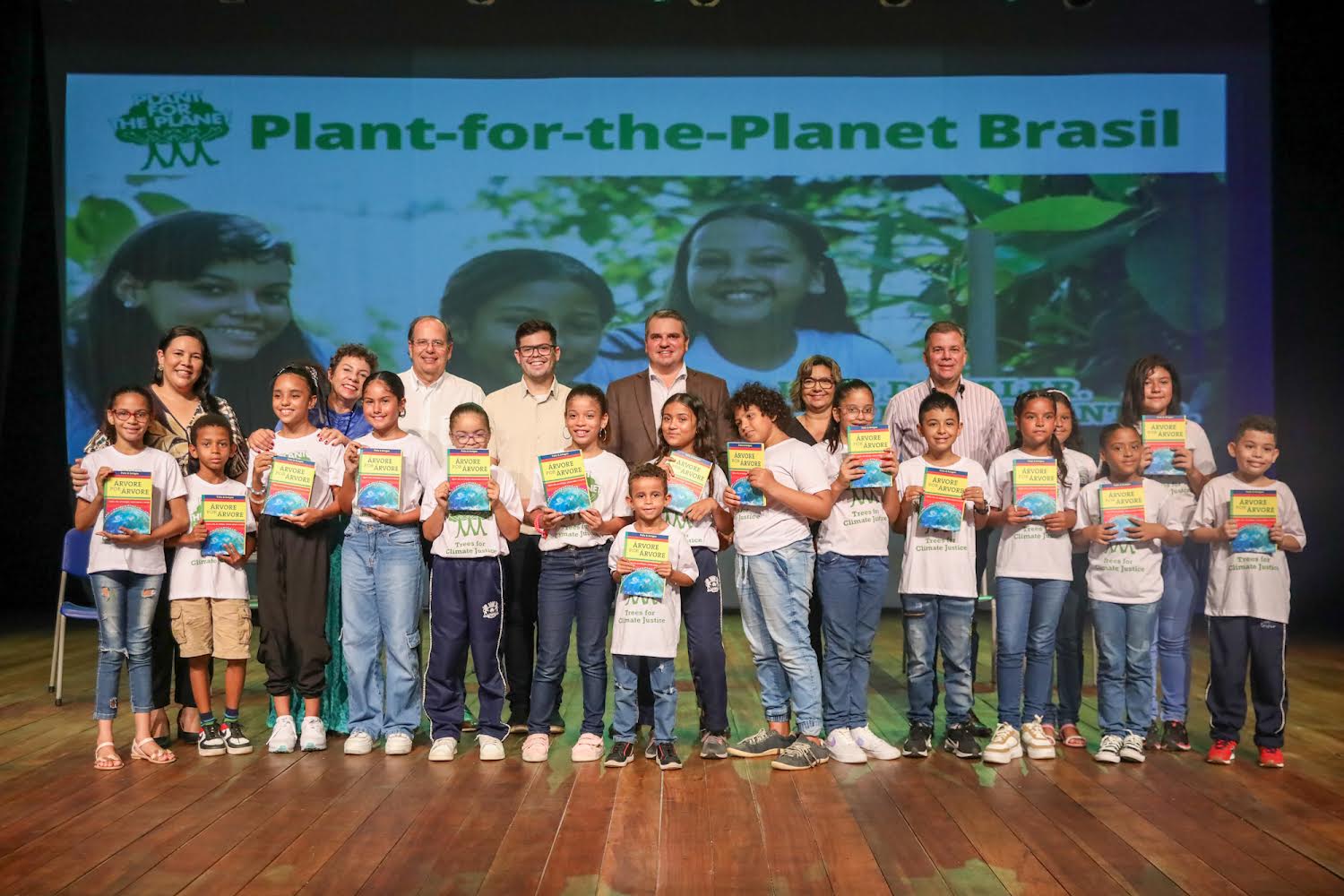 Alunos do Jaboatão recebem certificados de Embaixadores da Justiça Climática