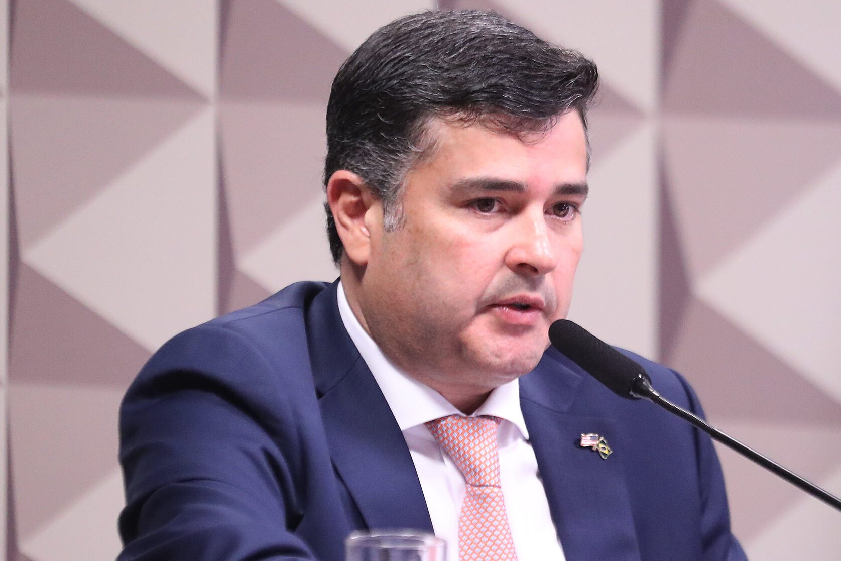 Eduardo da Fonte vai debater futebol pernambucano com a imprensa 