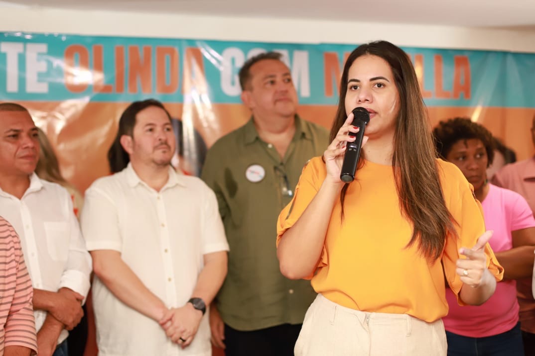 Mirella recebe apoio do Avante em Olinda