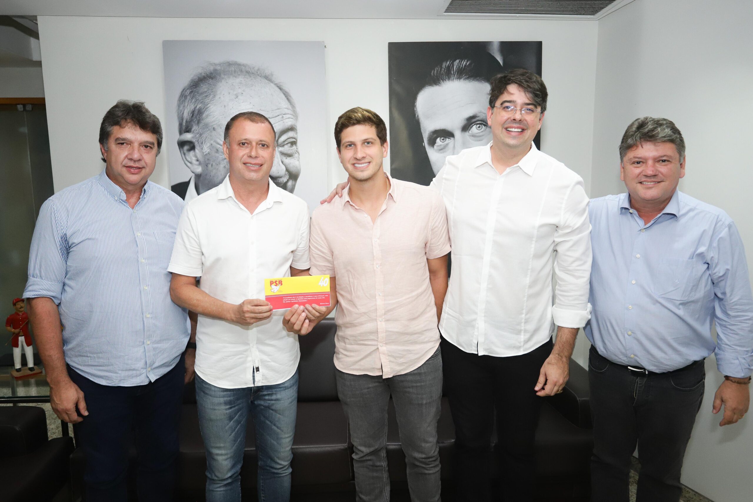 Cal Volia ingressa no PSB