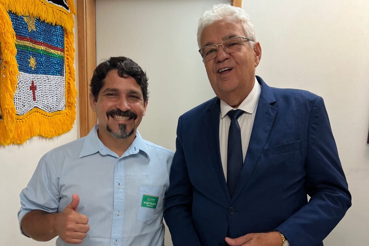 Moraes quer agilizar a volta dos concursos de aves canoras em PE