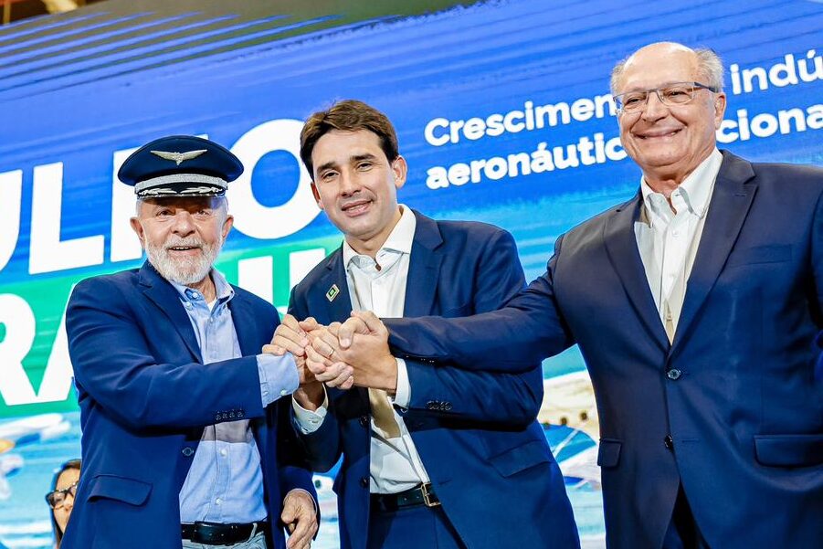 Lula e Silvio Costa Filho anunciam investimentos para a aviação