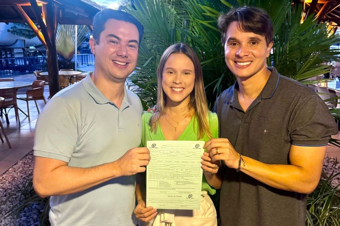 Flávia de Nadegi vai disputar vaga na Câmara do Recife pelo PV