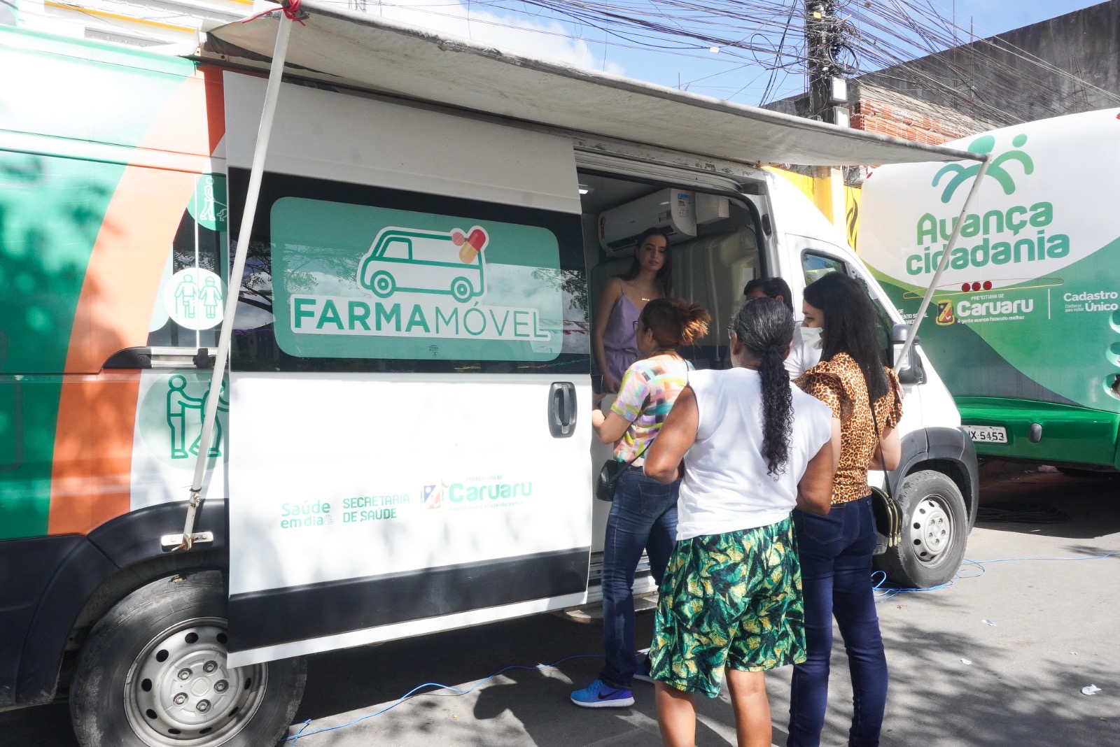 Farmamóvel completa dois anos de serviços em Caruaru 