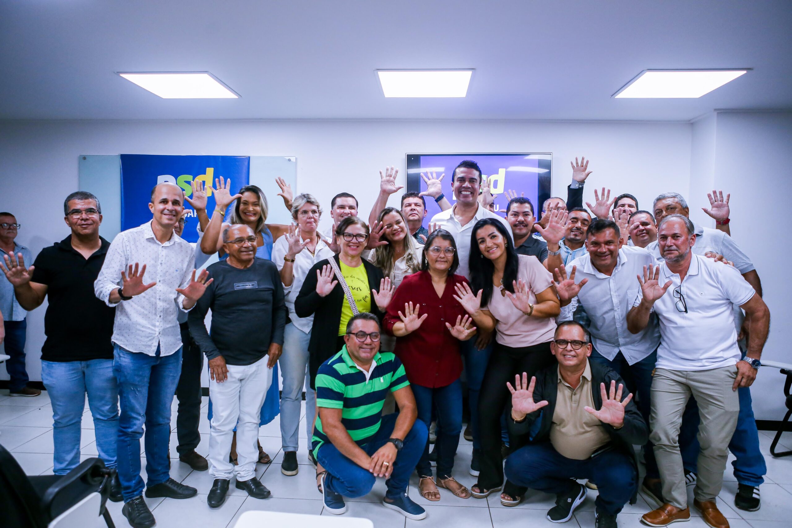 Rodrigo Pinheiro se reúne com chapa do PSD em Caruaru