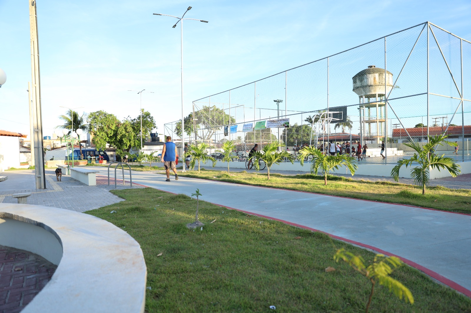 Moradores de Nossa Senhora da Conceição e Pau Amarelo passam a contar com área de lazer 