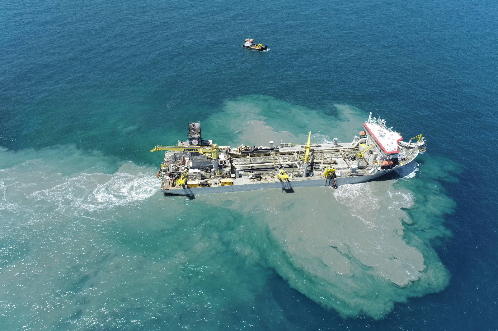 Suape ganha mais competitividade com dragagem do canal externo