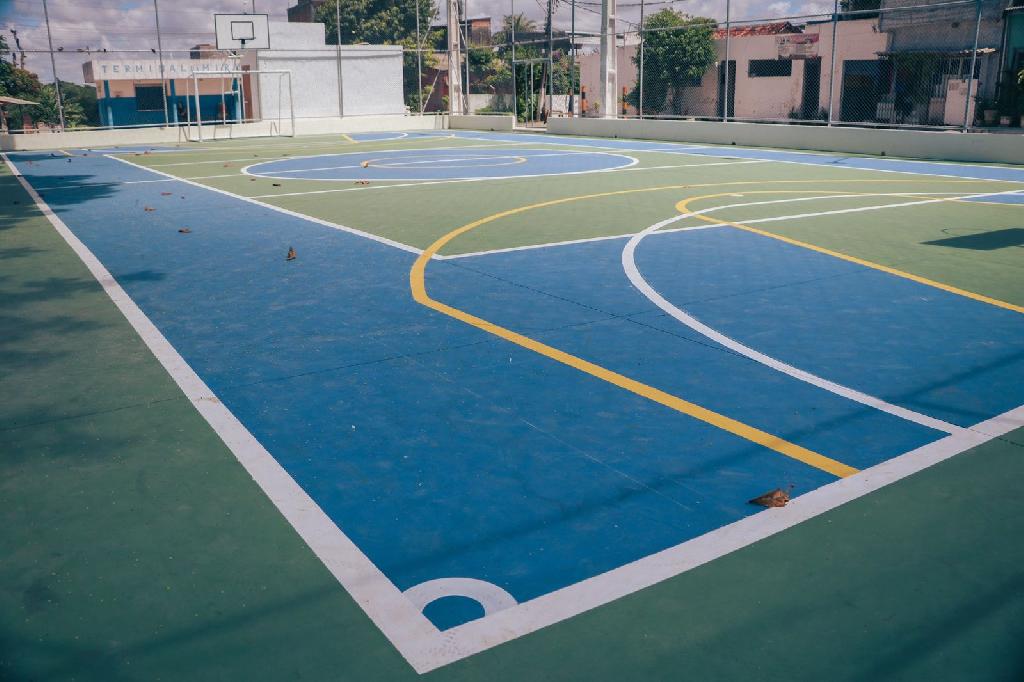 Em Paulista, Yves entrega Praça da Mirueira totalmente requalificada