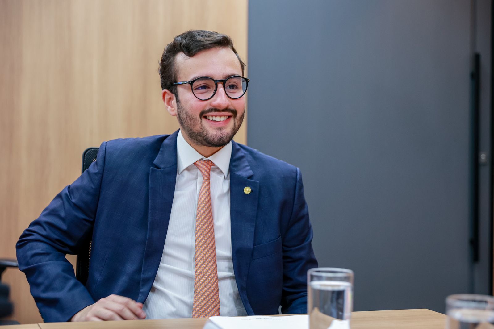 Comissão aprova projeto de Lula da Fonte que regulamenta o transporte de cães e gatos por terra e ar