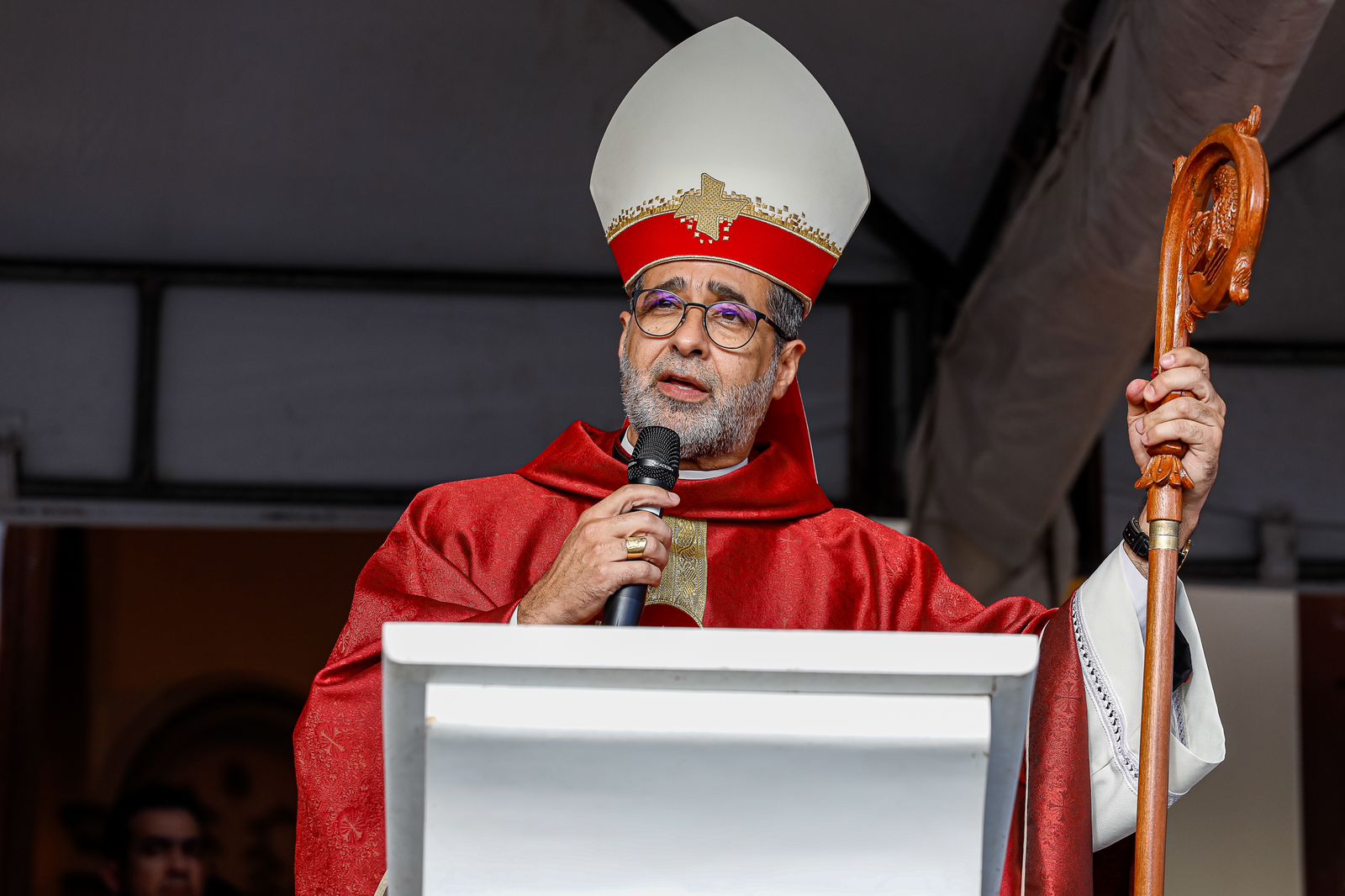 Bispo de Caruaru envolvido em mais uma polêmica