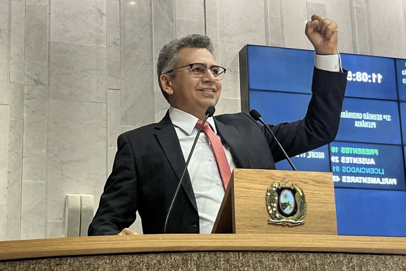 Doriel presidirá Frente Parlamentar de Combate ao Racismo da Alepe