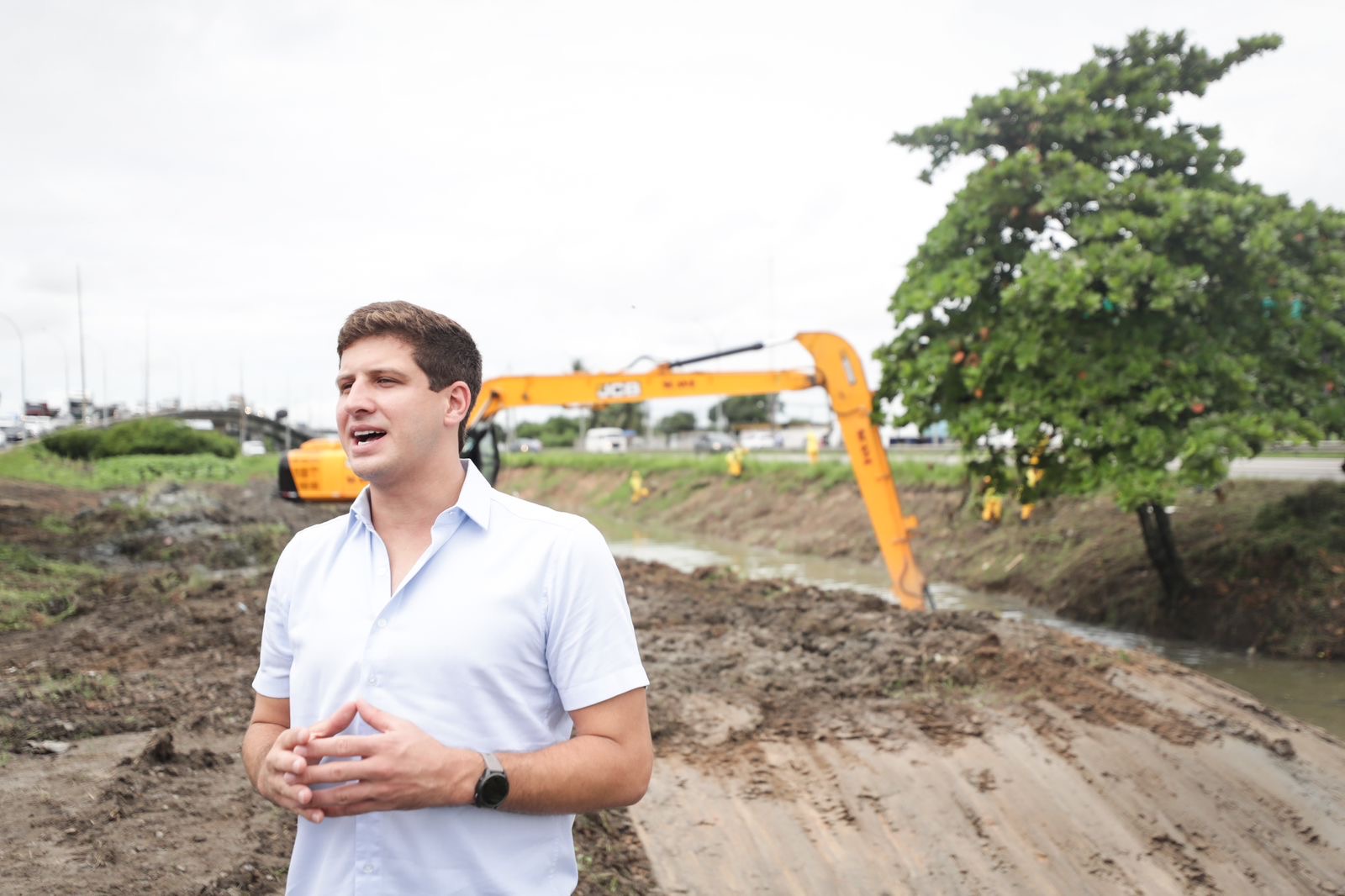 João Campos estrela inserções do PSB com ações para o inverno do Recife