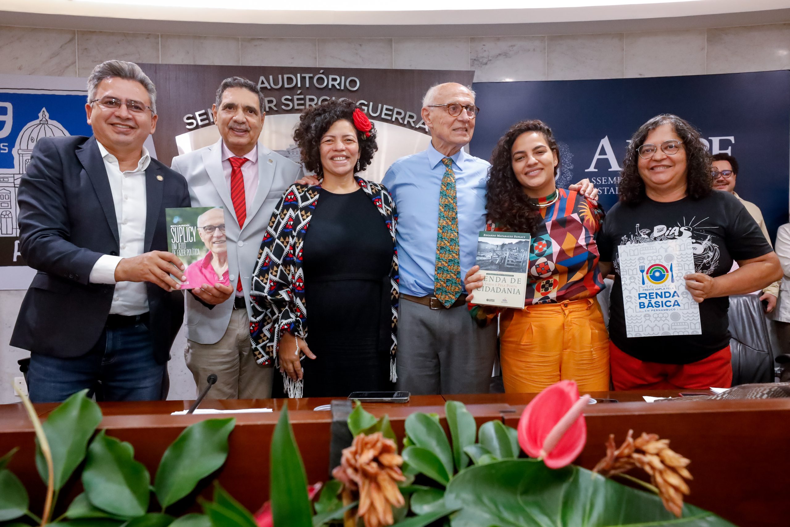 “A renda básica é um direito humano”, afirma Doriel durante audiência