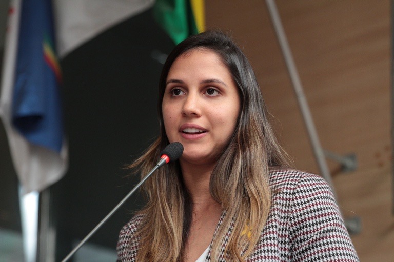 Vereadora diz que Raquel esqueceu das promessas para a causa animal