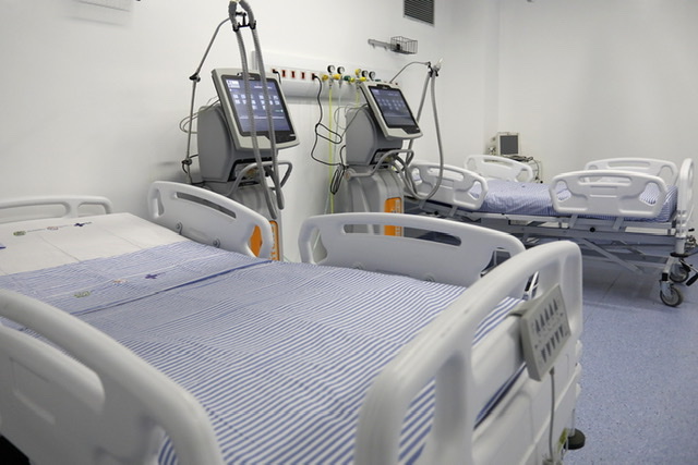 Estado anuncia leitos de UTI pediátrica e propõe reajuste para profissionais de saúde